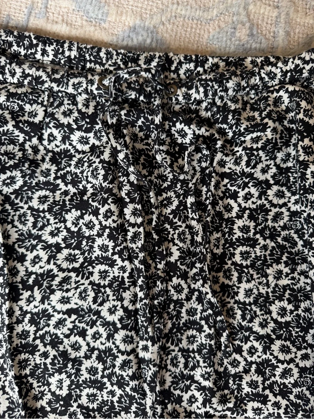 Melrose and Market Black and White Floral Maxi Skirt